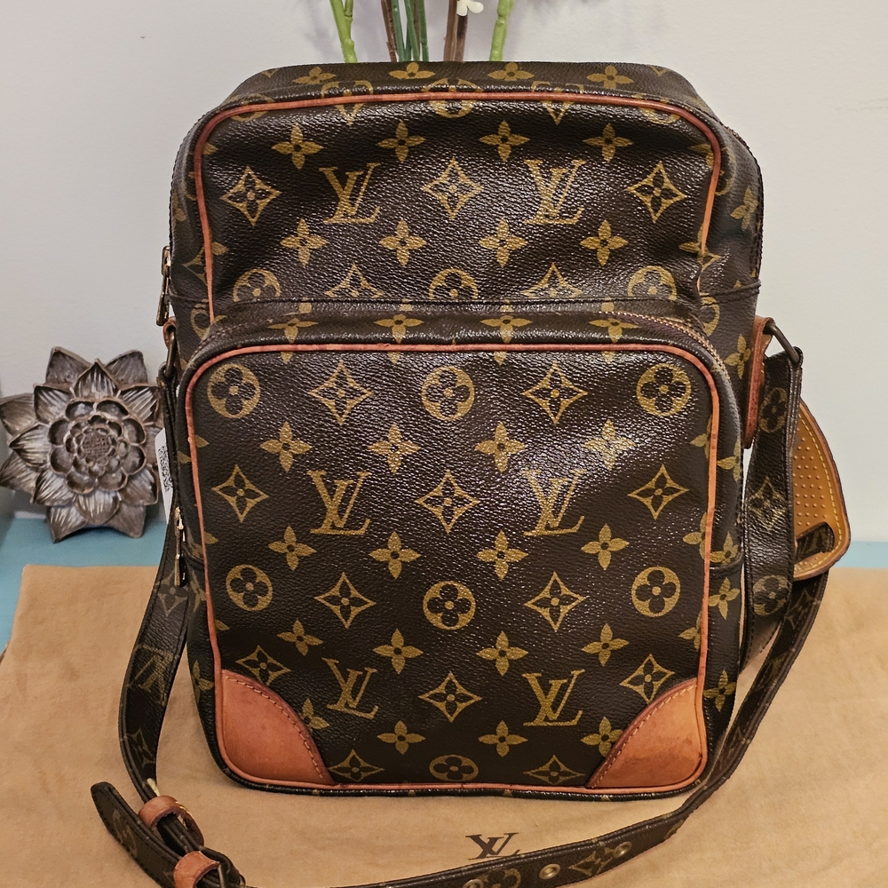 Rare Louis Vuitton Monogram Amazone MM size